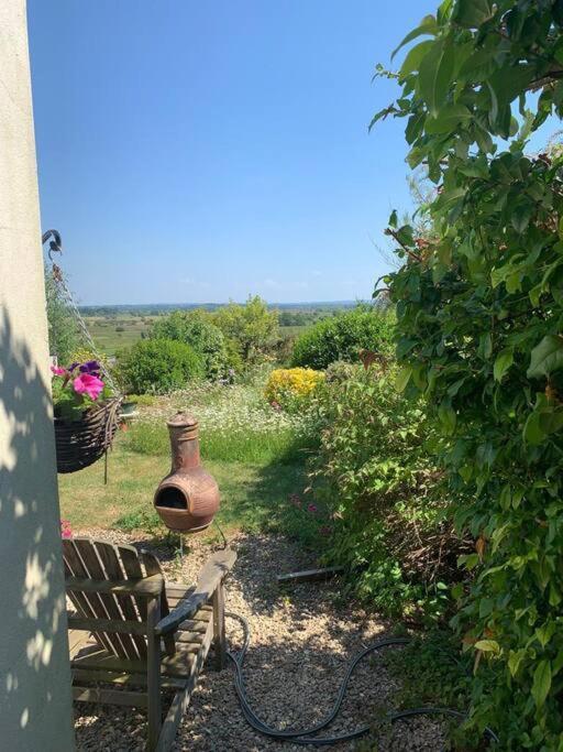The Garage Getaway Daire Glastonbury Dış mekan fotoğraf